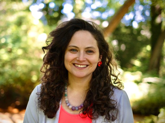 Headshot of Kristen Angelucci